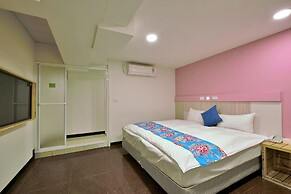Good Night Hotel