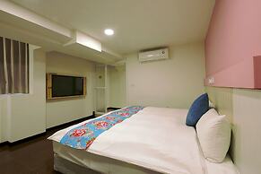 Good Night Hotel