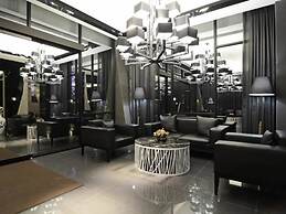 M hotel