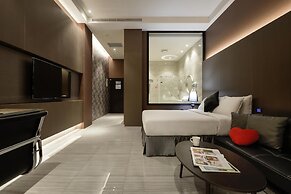 M hotel