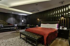 M hotel