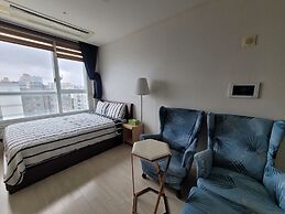 Hitomorrow Residence