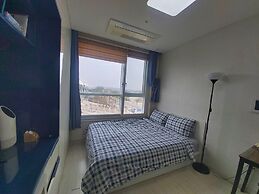 Hitomorrow Residence