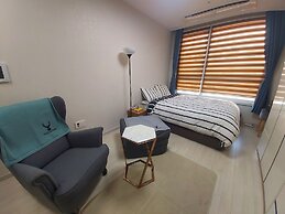 Hitomorrow Residence