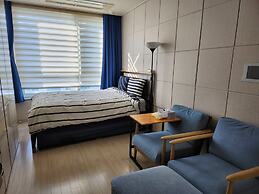 Hitomorrow Residence