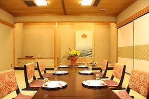 Okazaki New Grand Hotel