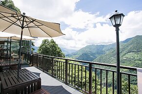 Cloud Villa