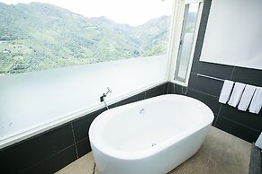 Cloud Villa
