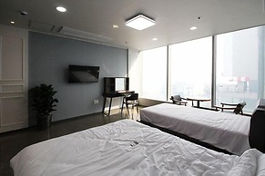 MoonDong's Hostel