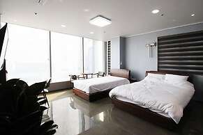 MoonDong's Hostel