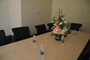 Pulse Al Jaddaf Hotel