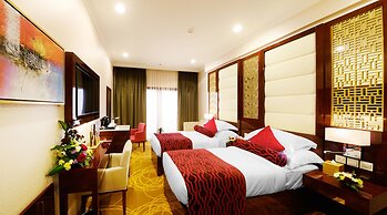 Pulse Al Jaddaf Hotel