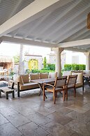 Alacati Limonaia Hotel