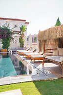 Alacati Limonaia Hotel