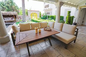 Alacati Limonaia Hotel