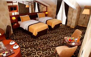 Grand Vuslat Hotel