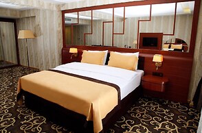 Grand Vuslat Hotel