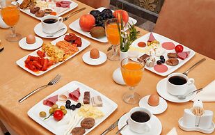 Grand Vuslat Hotel