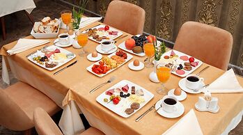 Grand Vuslat Hotel