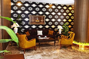Grand Vuslat Hotel