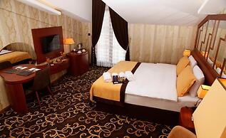 Grand Vuslat Hotel