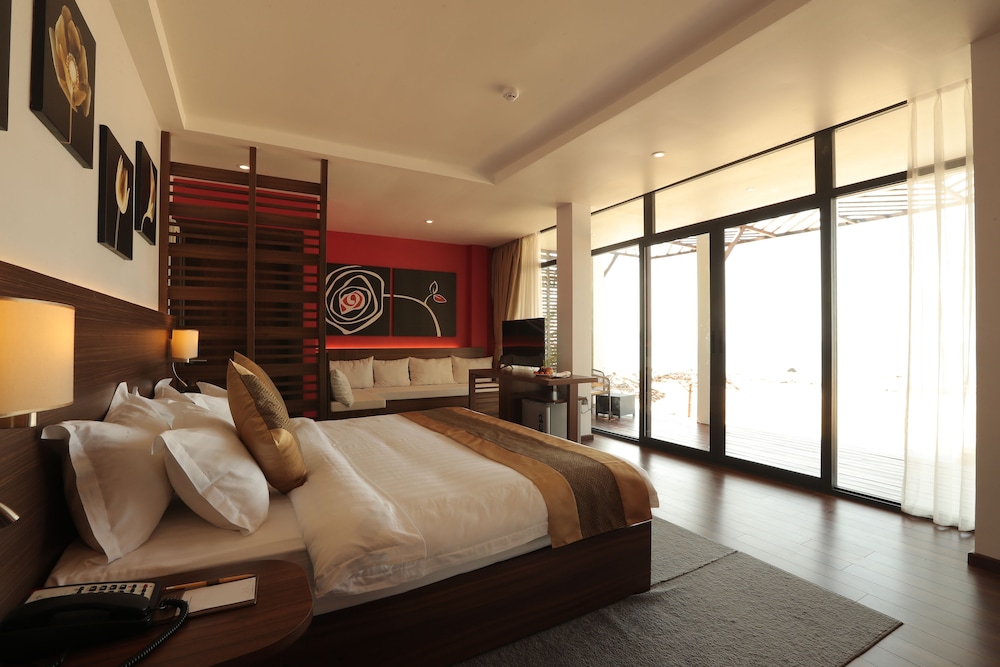 BT Bay Hotel Ngapali