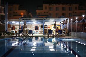Sunset Village Apart Hotel