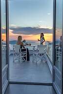 Unique Suites