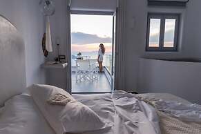 Unique Suites