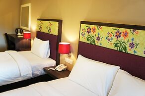The Grand Jade Hotel