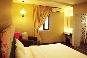The Grand Jade Hotel