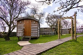 Orchard Hideaways