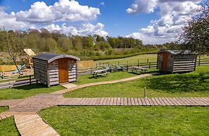 Orchard Hideaways