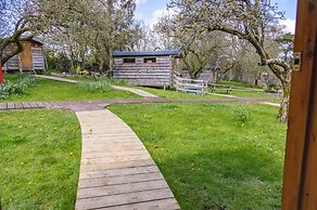 Orchard Hideaways