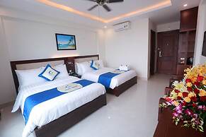 Blue Wave Hotel