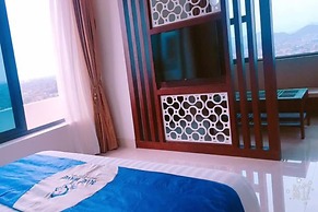 Blue Wave Hotel