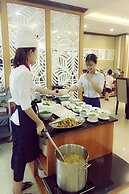 Blue Wave Hotel