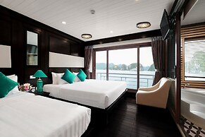 Alisa Luxury Cruise