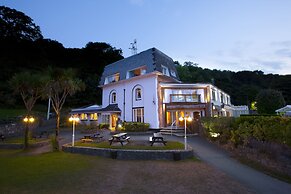 Oxwich Bay Hotel