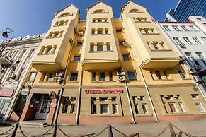 Karmen Hotel