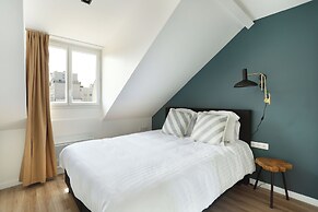 YAYS Paris Zola by Numa