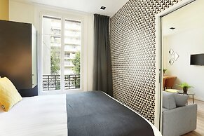 YAYS Paris Zola by Numa