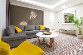 Hotel Tesla - Smart Stay