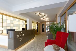 Hotel Tesla - Smart Stay