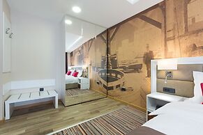 Hotel Tesla - Smart Stay