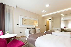 Hotel Tesla - Smart Stay