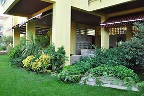 Palm Court Suites
