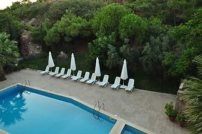 Palm Court Suites