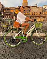 Bed&BikeRome Rooms