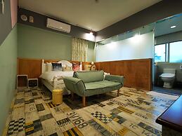 Slow Wow Hot Spring Hotel